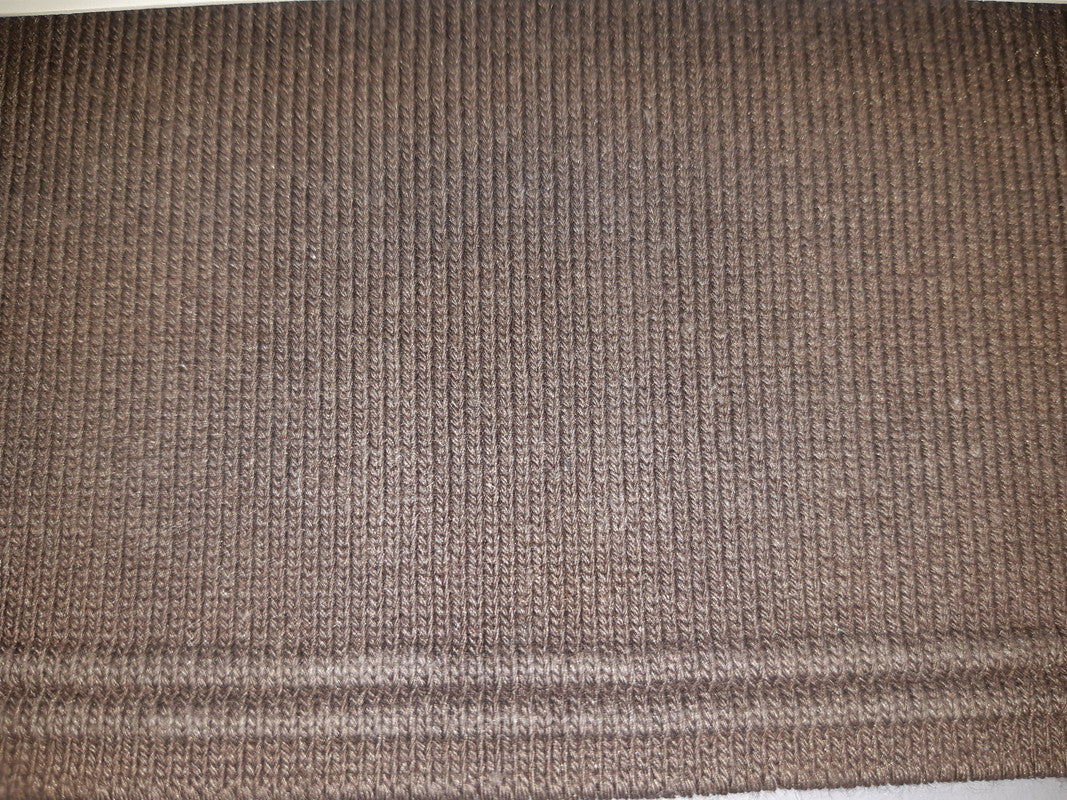 Pcs ⚜  
10059-20 ⚜  
B6 ⚜  
PANTONE: No pantone color assigned ⚜  
khaki polo collar fabric, 100 % cotton