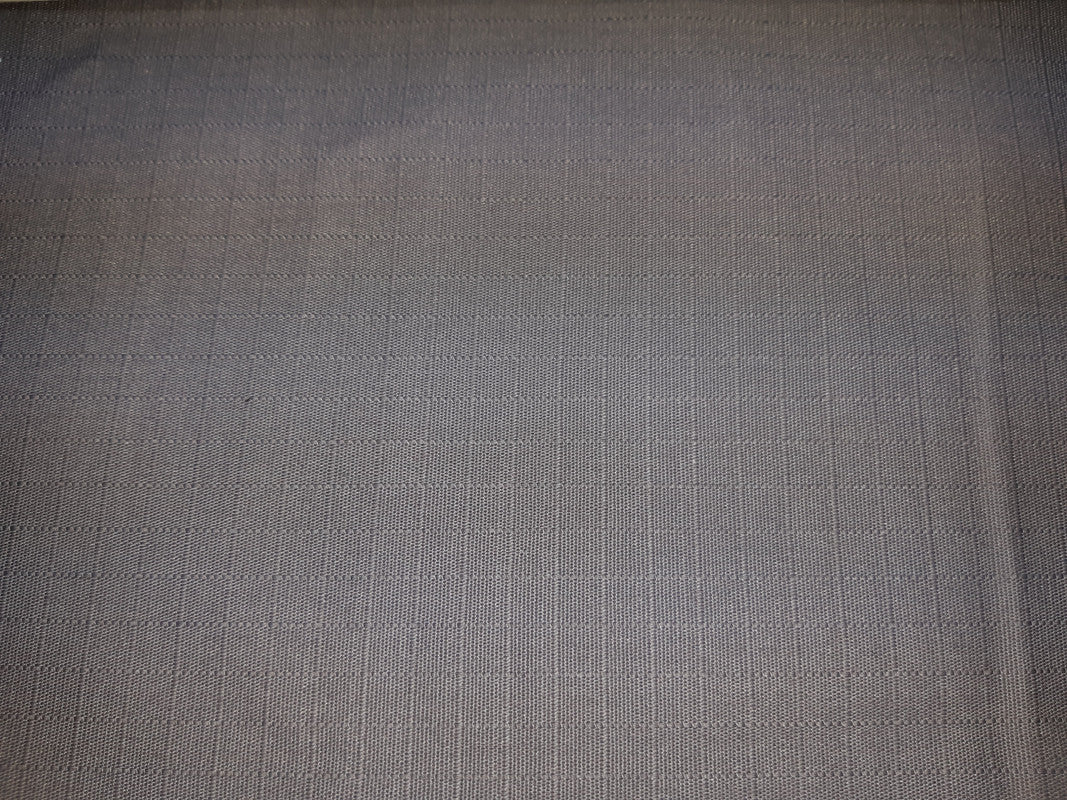 YARD ⚜  
10007-04 ⚜  
D1 ⚜  
PANTONE: No pantone color assigned ⚜  
ripstop fabric C, 65 %polyester 35 % cotton, grey
