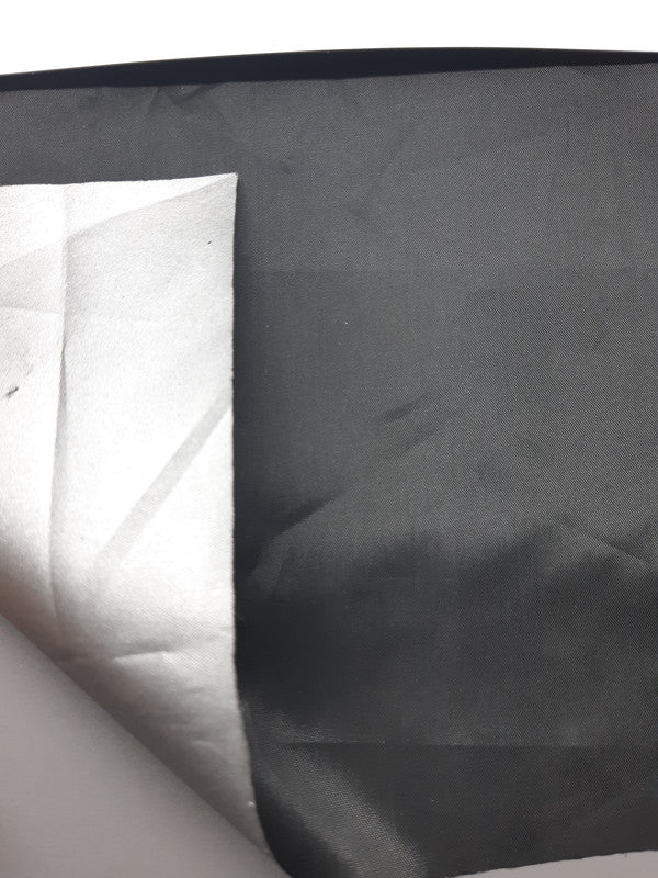 YARD ⚜  
10352-01 ⚜  
D7 ⚜  
PANTONE: Black ⚜  
silver coated fabric P:Black