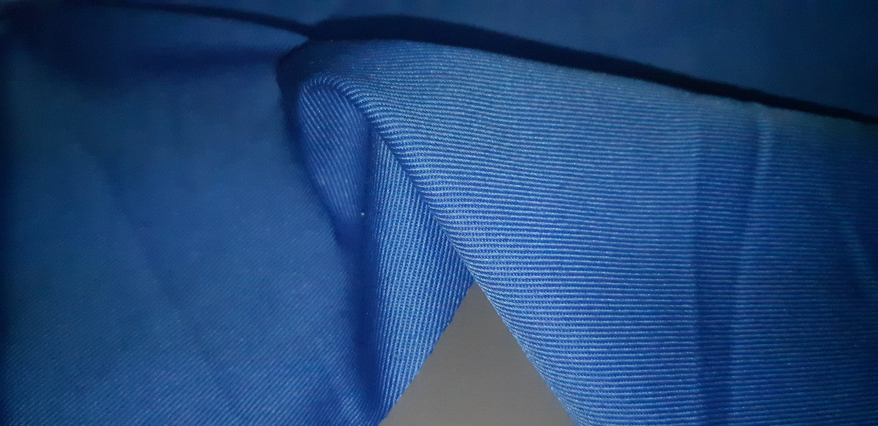 YARD ⚜  
10096-10 ⚜  
C8 ⚜  
PANTONE: No pantone color assigned ⚜  
twill fabric, 65 prc polyester 35 prc cotton, azure blue