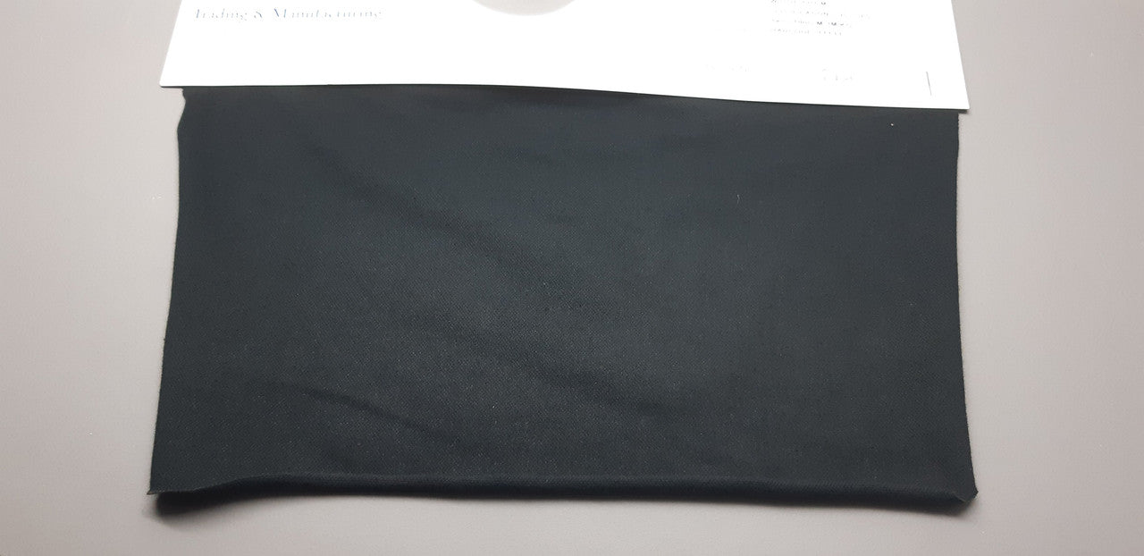 Kg ⚜  
11133-01 ⚜  
C7 ⚜  
PANTONE: Black ⚜  
95 % cotton 5 % spandex, 185cmx180g fabric hm8020-8 P:Black