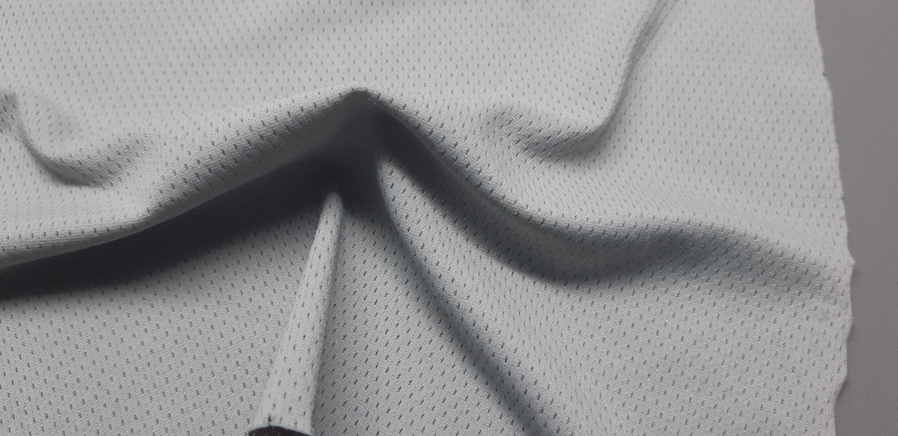 Kg ⚜  
11108-04 ⚜  
A7 ⚜  
PANTONE: Grey ⚜  
88 % nylon 12 % spandex, 160cmx195g fabric v189-P:Grey