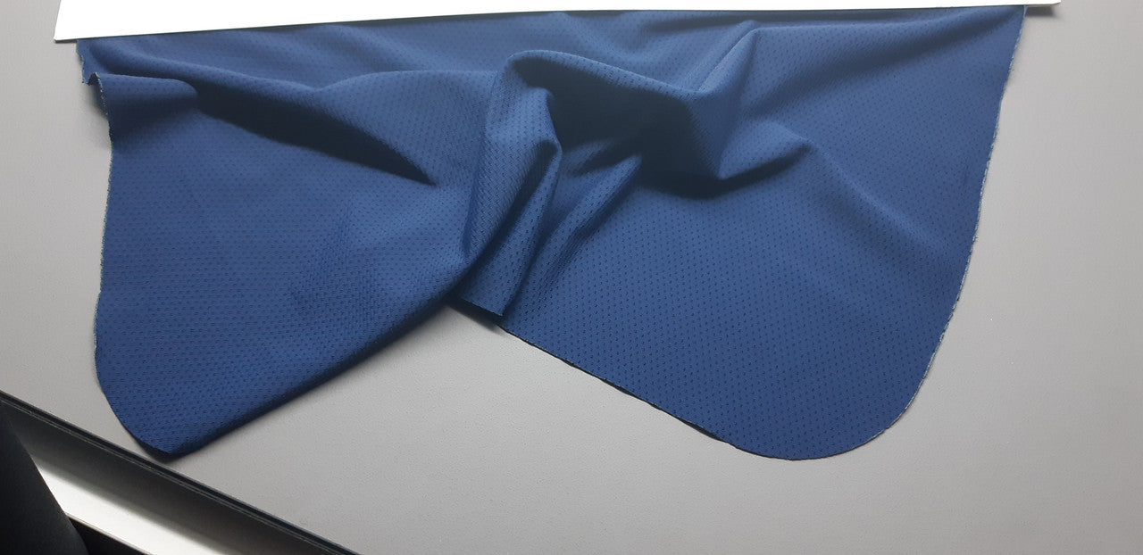 Kg ⚜  
11108-05 ⚜  
A7 ⚜  
PANTONE: Blueprint-Blue ⚜  
88 % nylon 12 % spandex, 160cmx195g fabric v189-P:Blueprint-Blue
