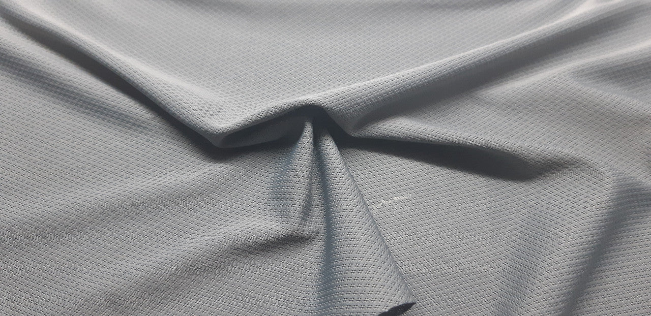 Kg ⚜  
11107-14 ⚜  
A7 ⚜  
PANTONE: Smoked Pearl-Grey ⚜  
88 % nylon 12 % spandex, 165cmx160g fabric v1804-13 P:Smoked Pearl-Grey