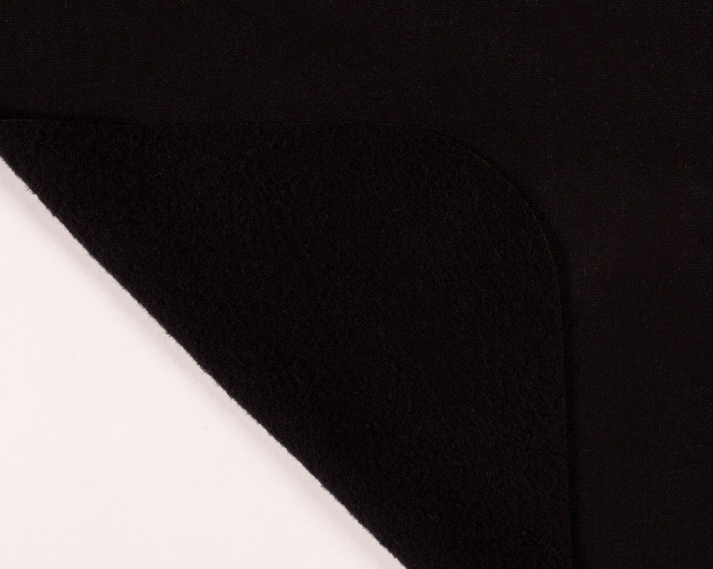 Kg ⚜  
11126-01 ⚜  
B1 ⚜  
PANTONE: Black ⚜  
55 % CR 36 % PA 9 % Spandex, 175cmx300g fabric 18-96-12 P:Black